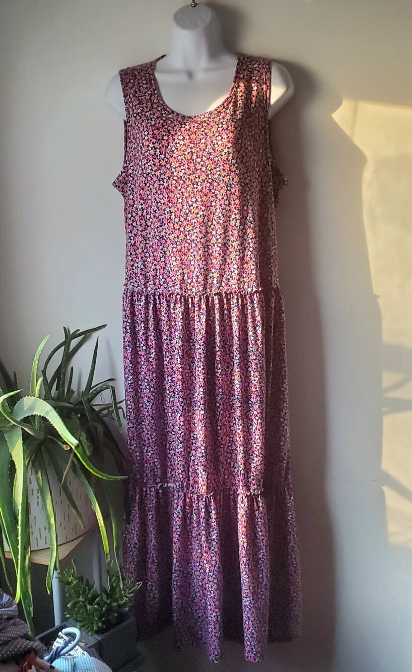 Soho Womens Floral Tiered Maxi Tank Dress Size Large Boho Casual Hippie